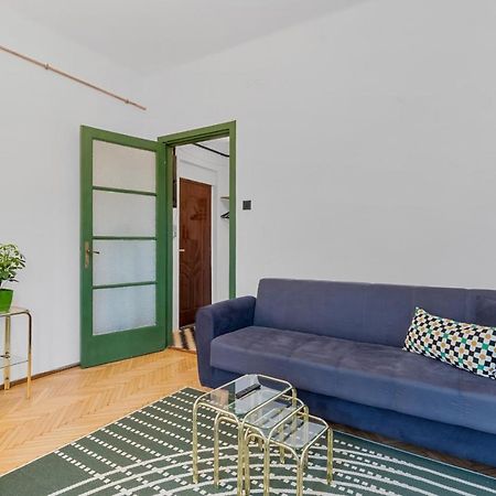 11 Apartments Букурещ Екстериор снимка