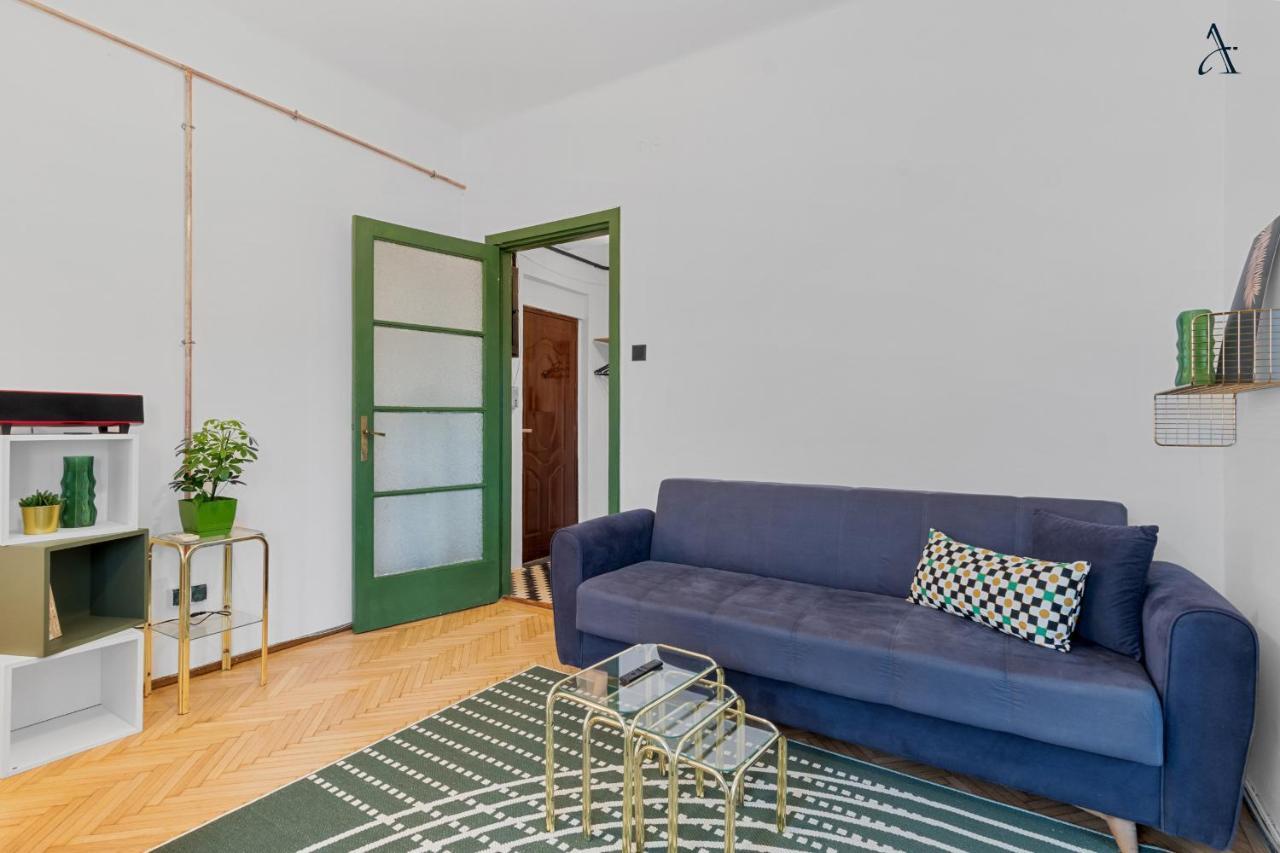 11 Apartments Букурещ Екстериор снимка