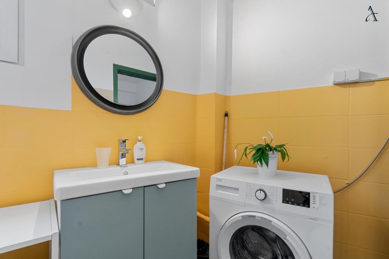 11 Apartments Букурещ Екстериор снимка