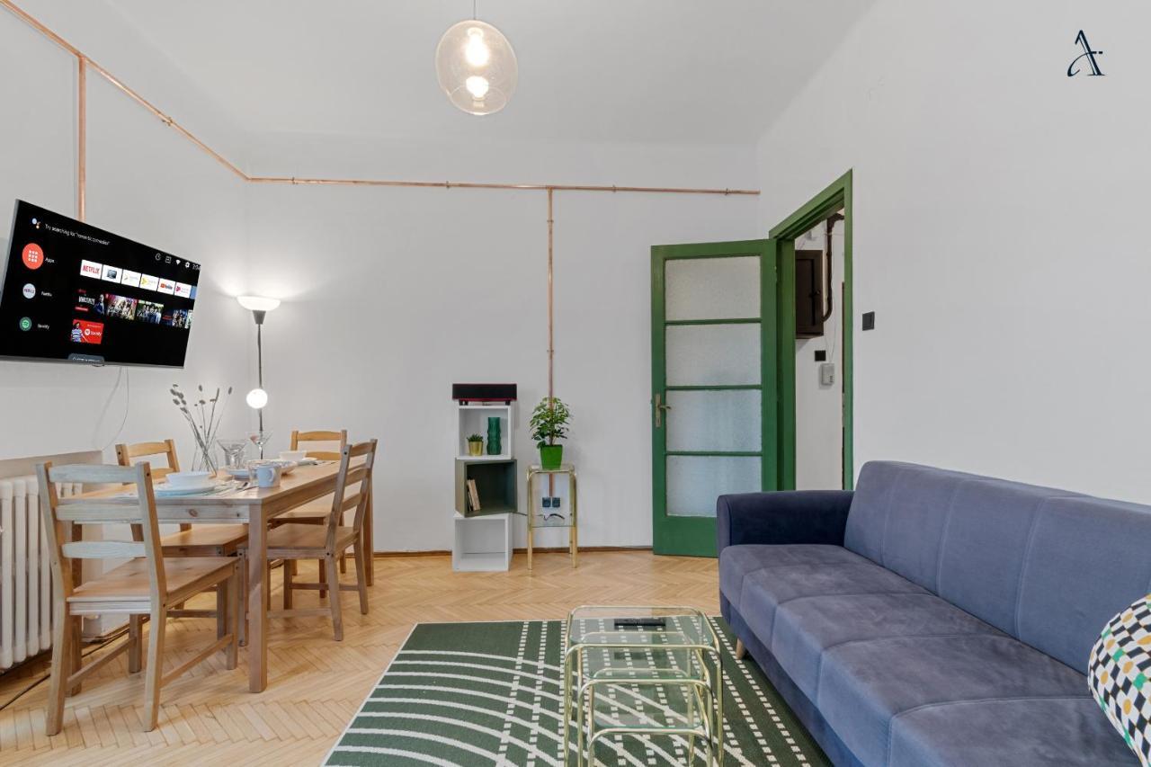 11 Apartments Букурещ Екстериор снимка