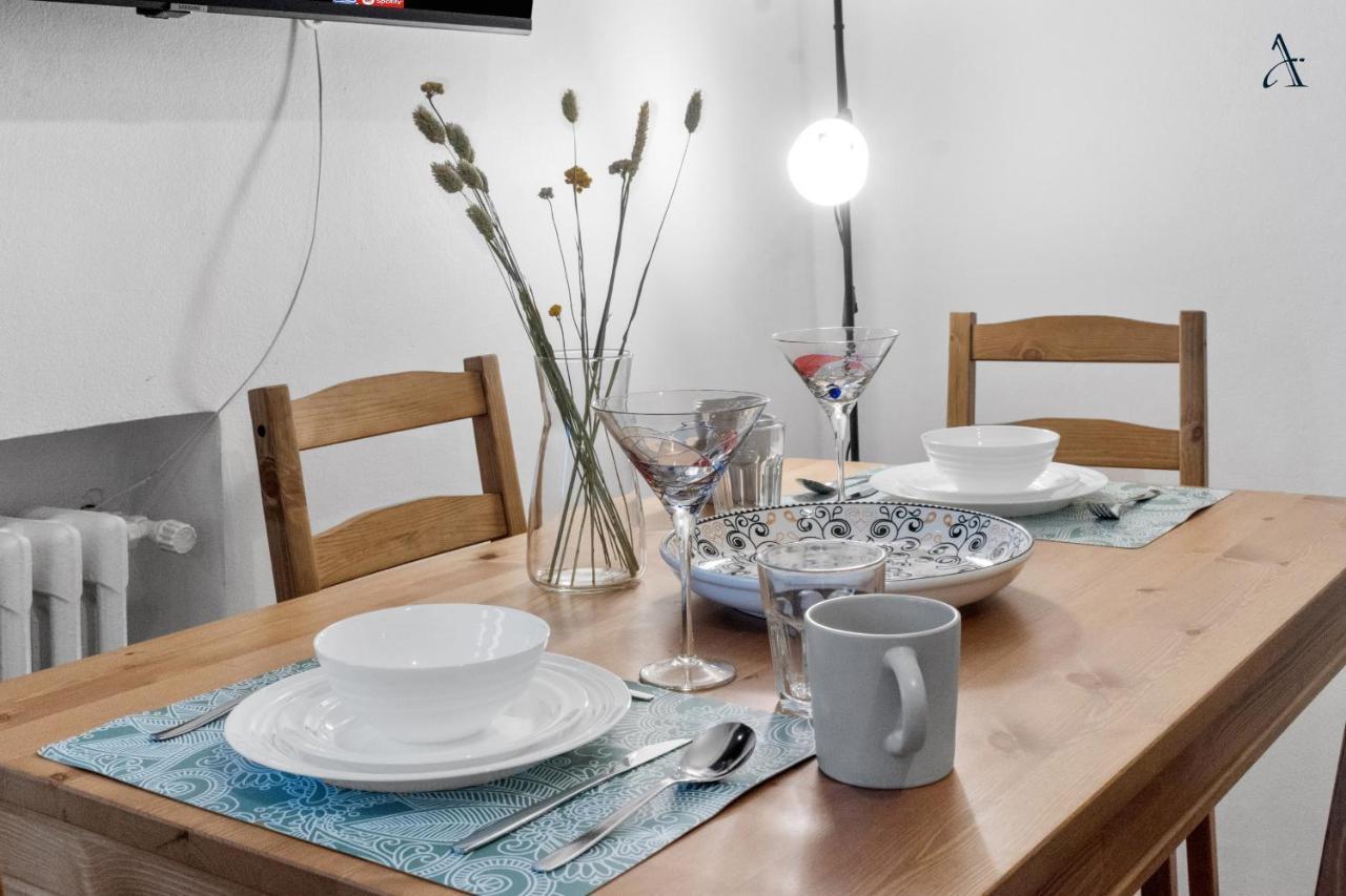 11 Apartments Букурещ Екстериор снимка