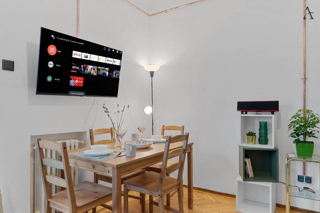 11 Apartments Букурещ Екстериор снимка